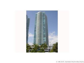 Building Photo - 2101 Brickell Ave