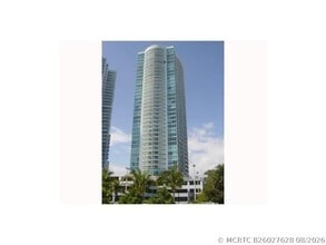 Building Photo - 2101 Brickell Ave