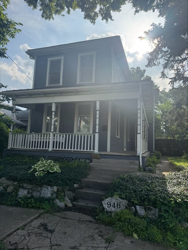 Building Photo - 946 Hunter Ave