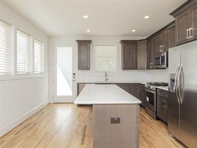 Foto del edificio - 3711 Lexington Dr