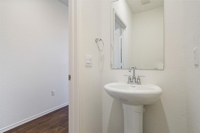 Building Photo - 18512 Cremello Dr