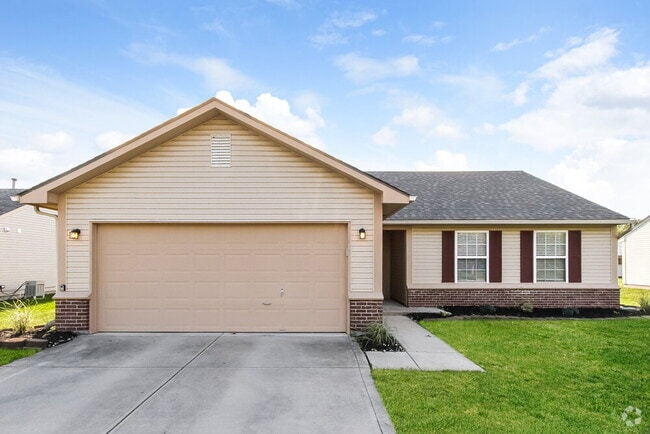 Building Photo - 748 Millbrook Dr