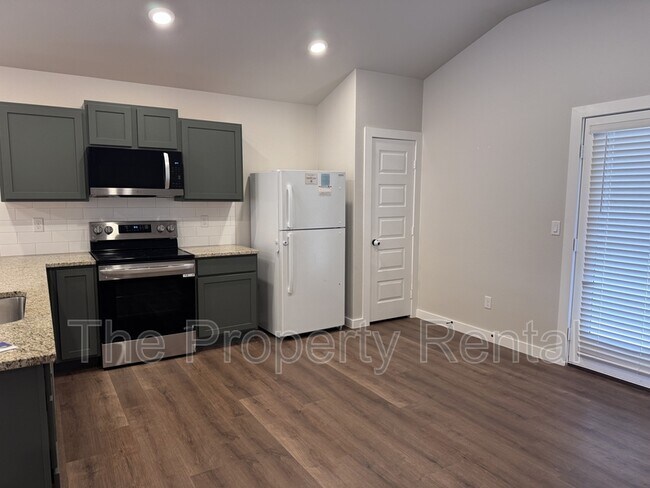 Foto del edificio - 520 Thicket Dr