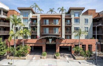 Building Photo - 100 S Alameda St