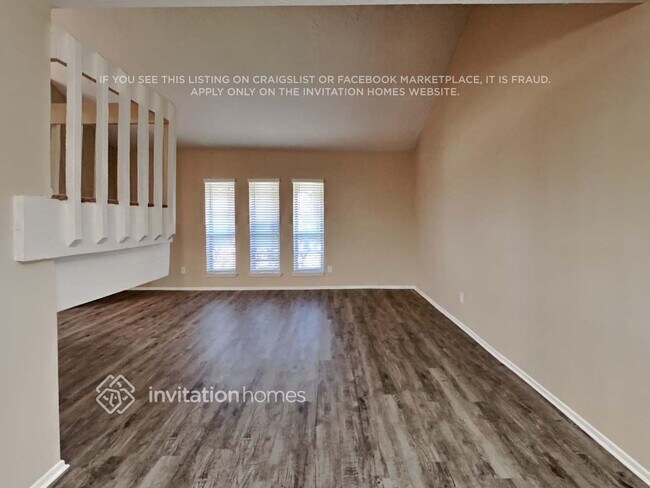 Foto del edificio - 16014 Logan Rock Rd