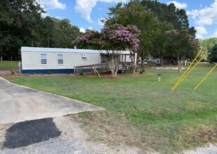 Building Photo - 103 Elizabeth City Dr