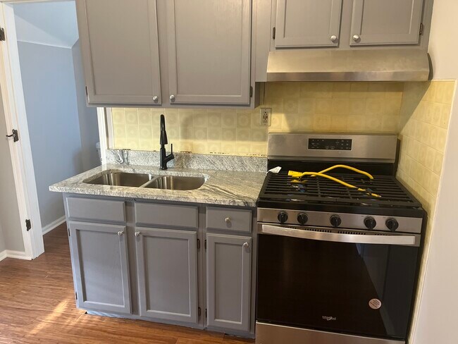 Foto del edificio - 305 N View St