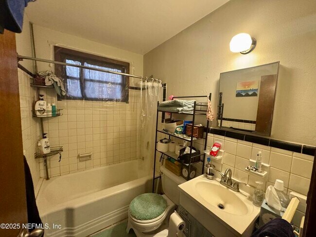 Foto del edificio - 1431 Dancy St