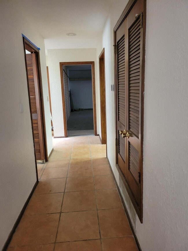 Building Photo - 5624 Spiritus Pl