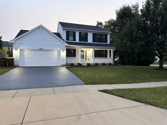 Building Photo - 9669 Dunhill Dr