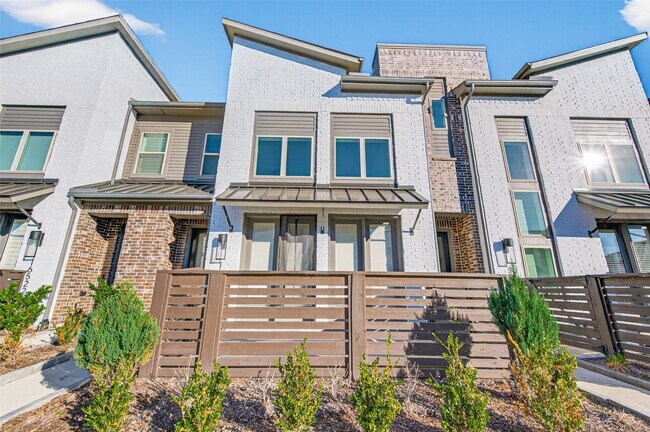 Foto del edificio - 16518 Texas Hill Country Rd