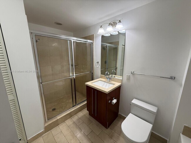 Foto del edificio - 79 SW 12th St