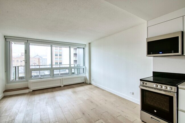 Photo du bâtiment - 1975 Maisonneuve Blvd W