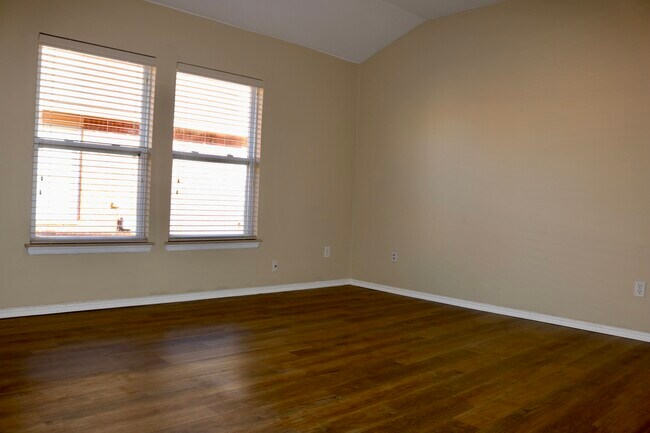 Sala de estar - 9708 SW 17th St