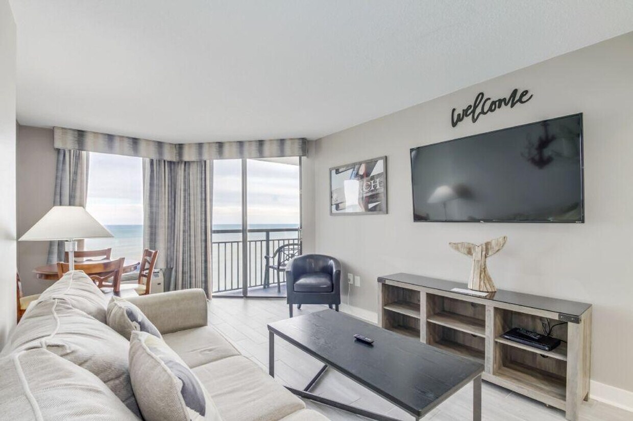 Foto principal - 2701 N Ocean Blvd