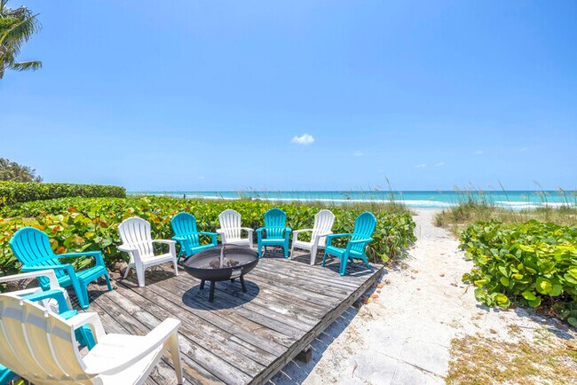 Foto del edificio - 5BR - 8230