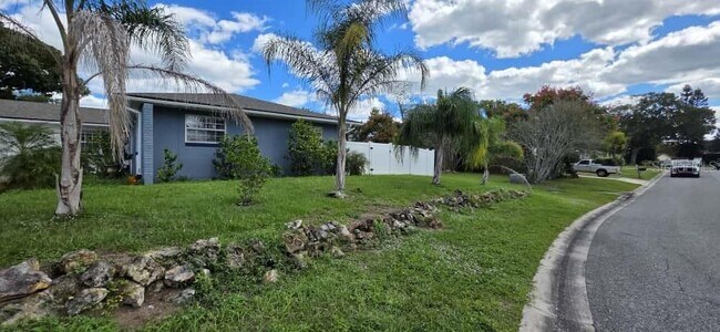 Foto del edificio - 105 Blue Heron Ln