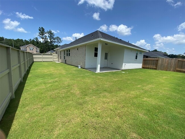 Building Photo - 40414 Gerygone Ln
