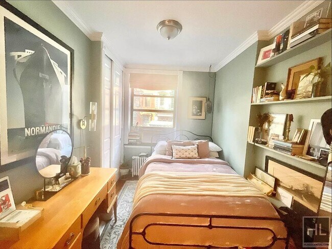 Foto del edificio - E 6TH ST.