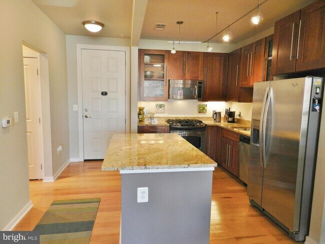 Foto del edificio - 2200 N Westmoreland St