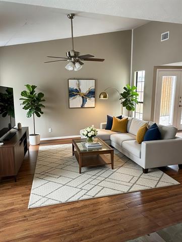 Foto del edificio - 3314 Jones Dr