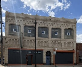 Building Photo - 22-26 N Pulaski Rd