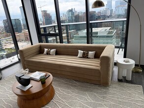 Building Photo - 1314 W Randolph St