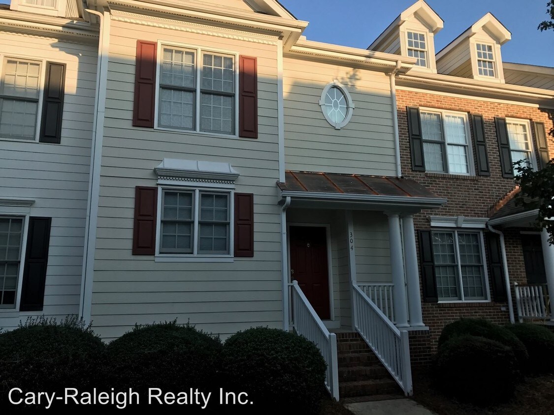 Foto principal - 304 Madison Grove Pl