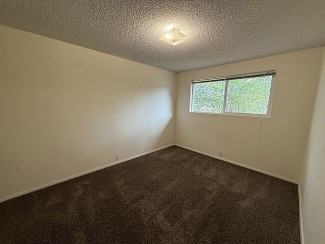 Foto del edificio - 2485 York St