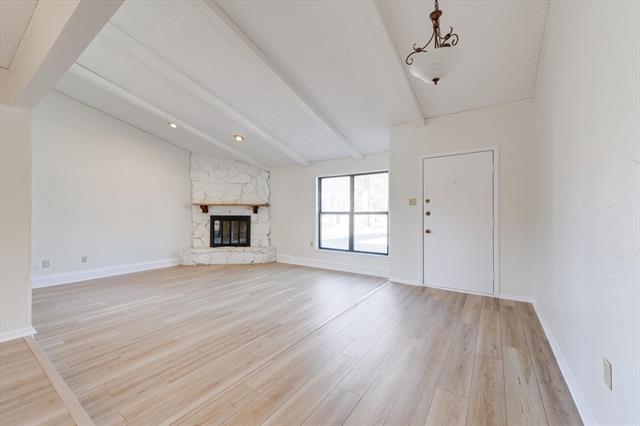 Foto del edificio - 417 Live Oak Dr
