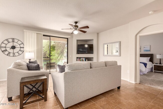 Foto del edificio - 705 W Queen Creek Rd