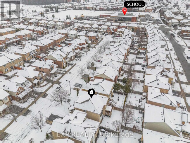 Building Photo - 1193 Barr Crescent