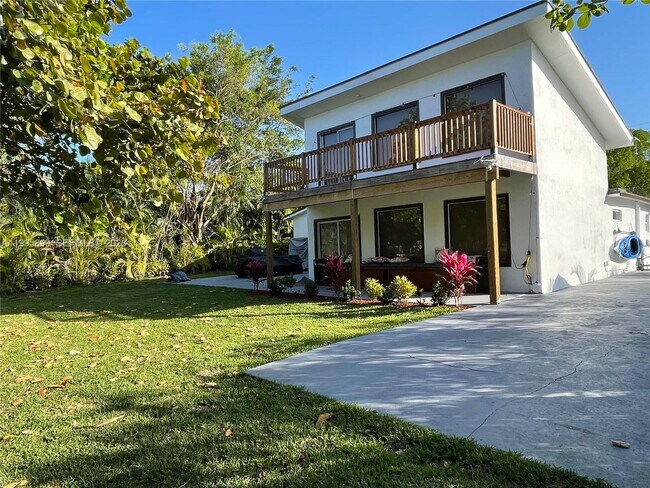 Foto del edificio - 4311 SW 31st Dr