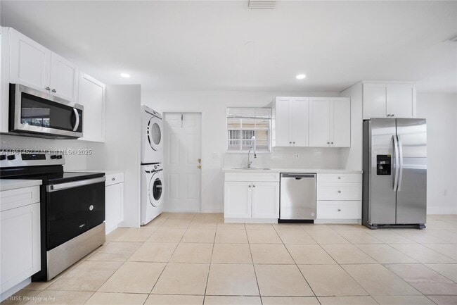 Foto del edificio - 3653 SW 27th St