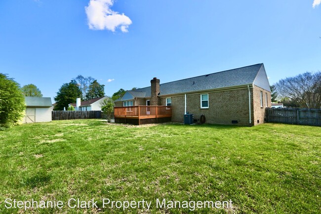 Building Photo - 4 br, 2.5 bath House - 2189 Hedgelawn Way