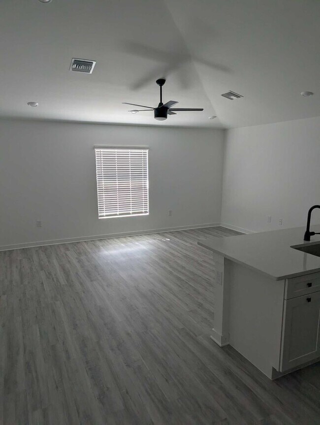 Foto del edificio - 3211 3rd St SW