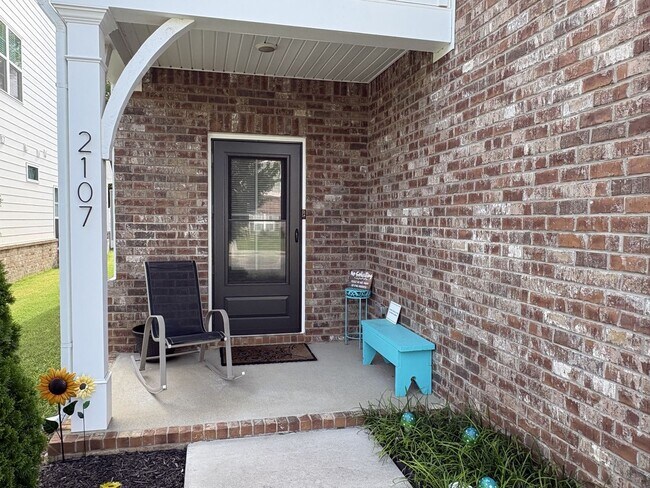 Foto del edificio - 2107 Barringer Ln