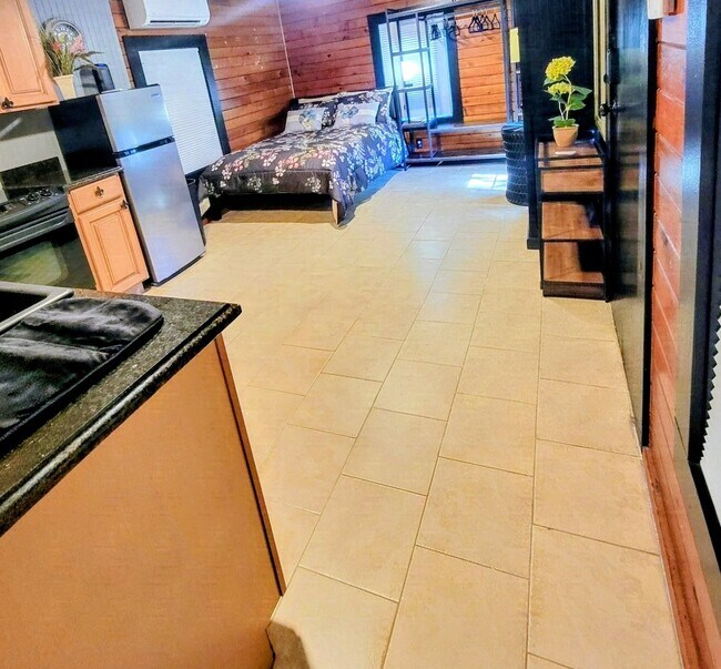 Foto del edificio - 404 33rd Ave N