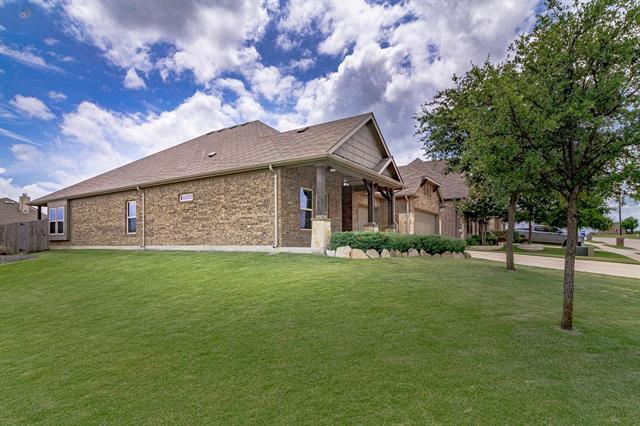 Building Photo - 110 Martingale Trail