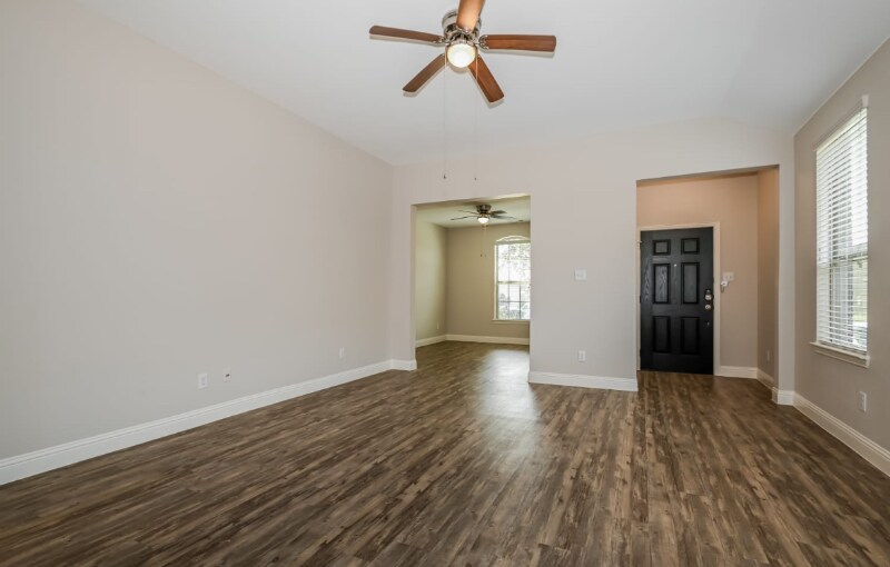 Foto principal - 1270 Erika Ln