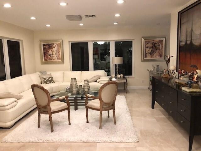 Foto del edificio - 2201 SE 20th St