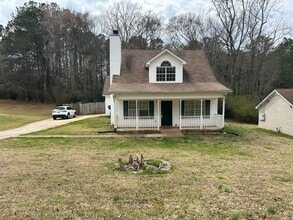 Building Photo - 6 Priscilla Dr