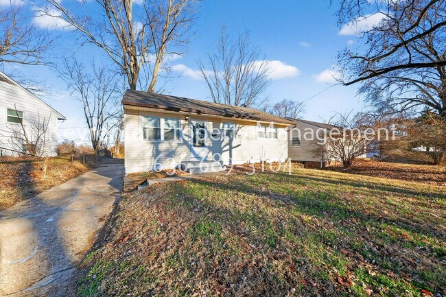 Foto del edificio - Spacious 3-Bedroom Home with Large Yard – Section 8 Welcome