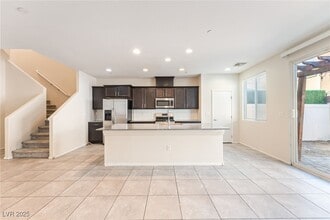 Building Photo - 4016 Juanita May Ave