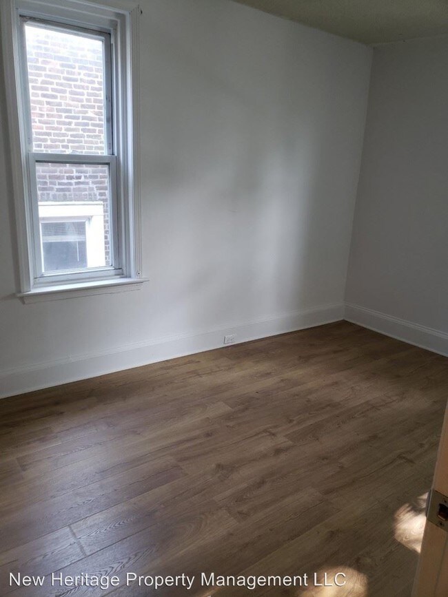 Foto del edificio - 3 br, 1 bath House - 110 S 8th Ave