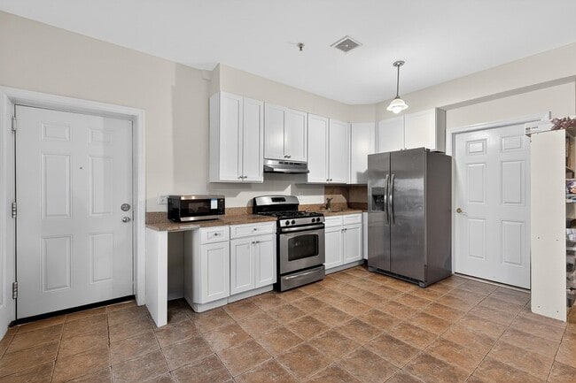 Photo - 620 38th Street Unit 400 Townhome