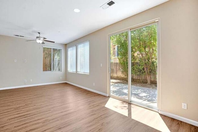 Building Photo - 3270 Alps Ln