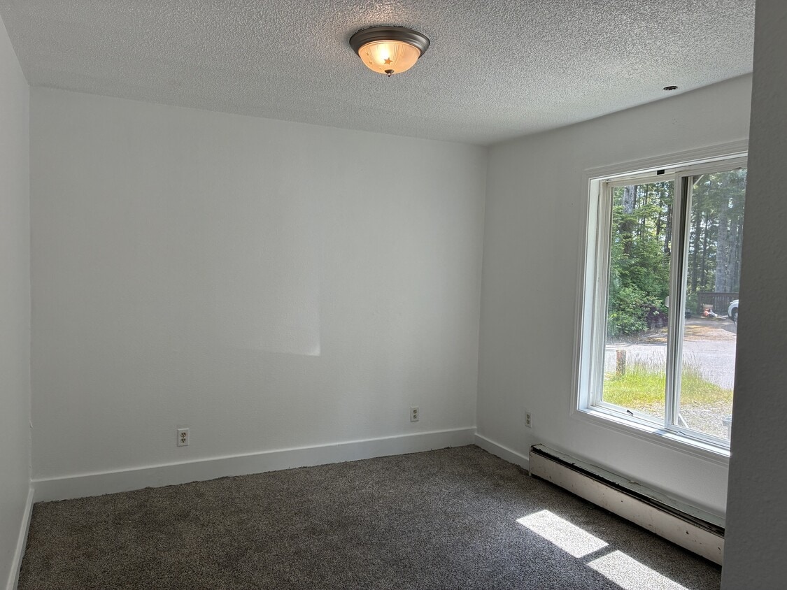 Building Photo - 829 Miller Ridge Rd