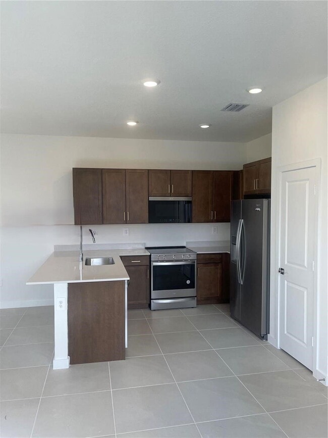 Photo - 116 NE 13th St House