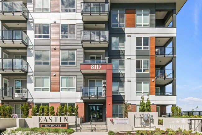 Building Photo - Stunning Penthouse 2 Bedroom, 2 Bathroom with Panoramic Views in Willoughby Heights